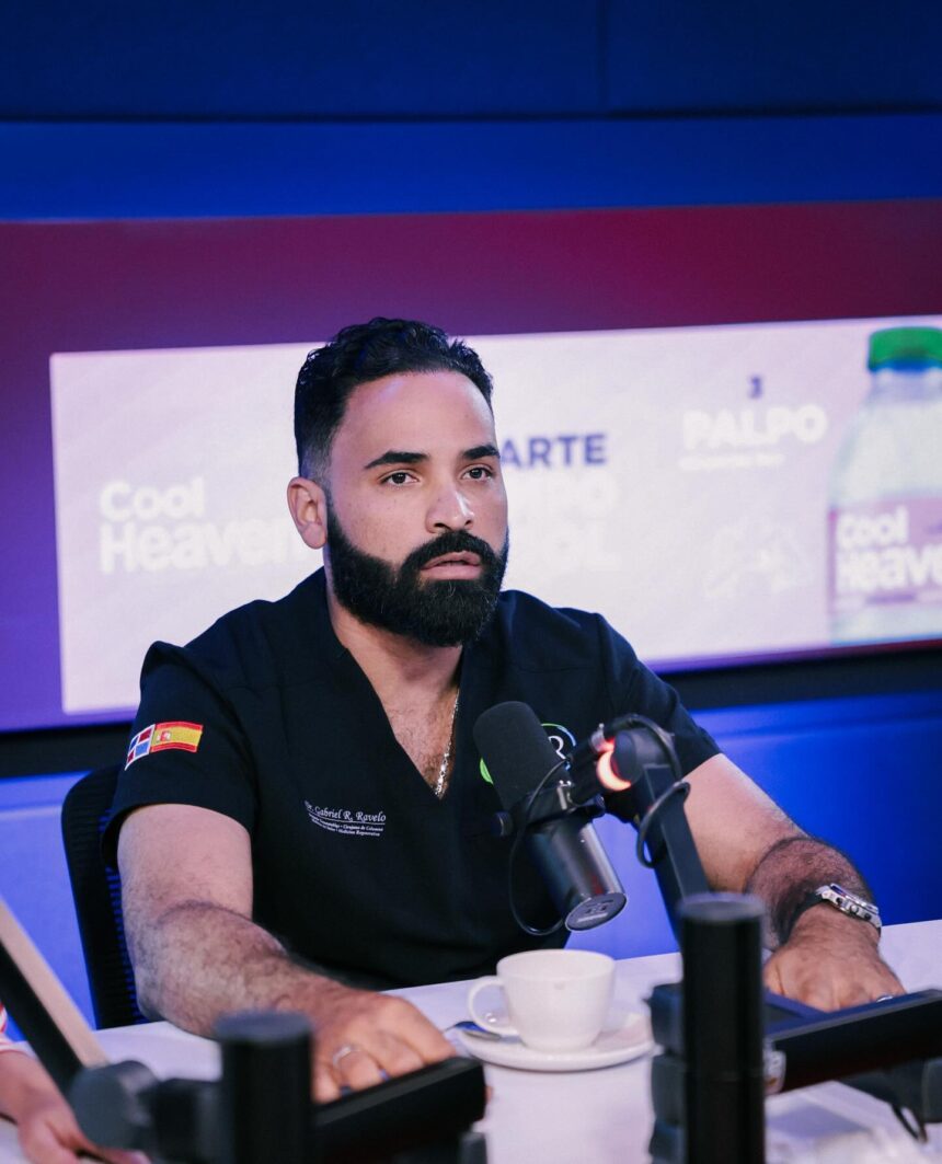 Gabriel Ravelo, former deputy director of the Darío Contreras Hospital, arrested in connection with SeNaSa 2.0 investigation | De Último Minuto English