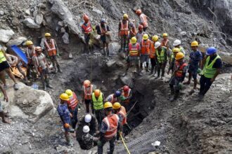 The US will support Nepal with forensic analysis to identify the flood victims | De Último Minuto English