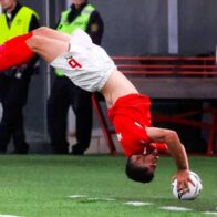 Iranian star Nader Mohammadi delivers another incredible assist with acrobatic throw-in