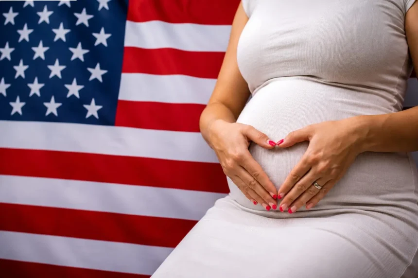 U.S. judge temporarily blocks Trump measures targeting “birth tourism”