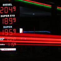 Trump says Europe agrees to release massive diesel reserves | De Último Minuto English