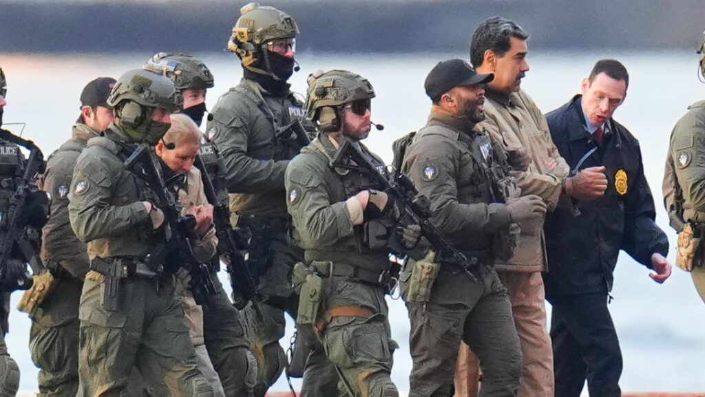 Trump reportedly consulted Grok about operation to capture Maduro | De Último Minuto English
