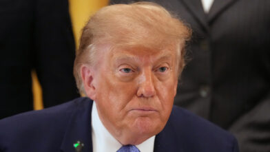 Trump says AI will be called “Super Intelligence” in U.S. government documents | De Último Minuto English