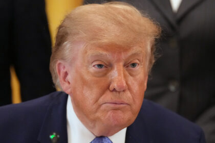 Trump says AI will be called “Super Intelligence” in U.S. government documents | De Último Minuto English