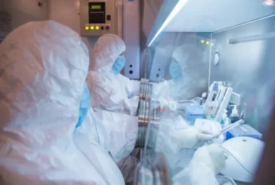Russian laboratory worker dies as authorities investigate suspected plague case | De Último Minuto English