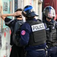 Teen loses hand during student protest in northern France | De Último Minuto English