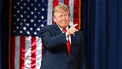 Donald Trump suggests renaming the Atlantic or Pacific Ocean to the ‘Trump Ocean’ | De Último Minuto English