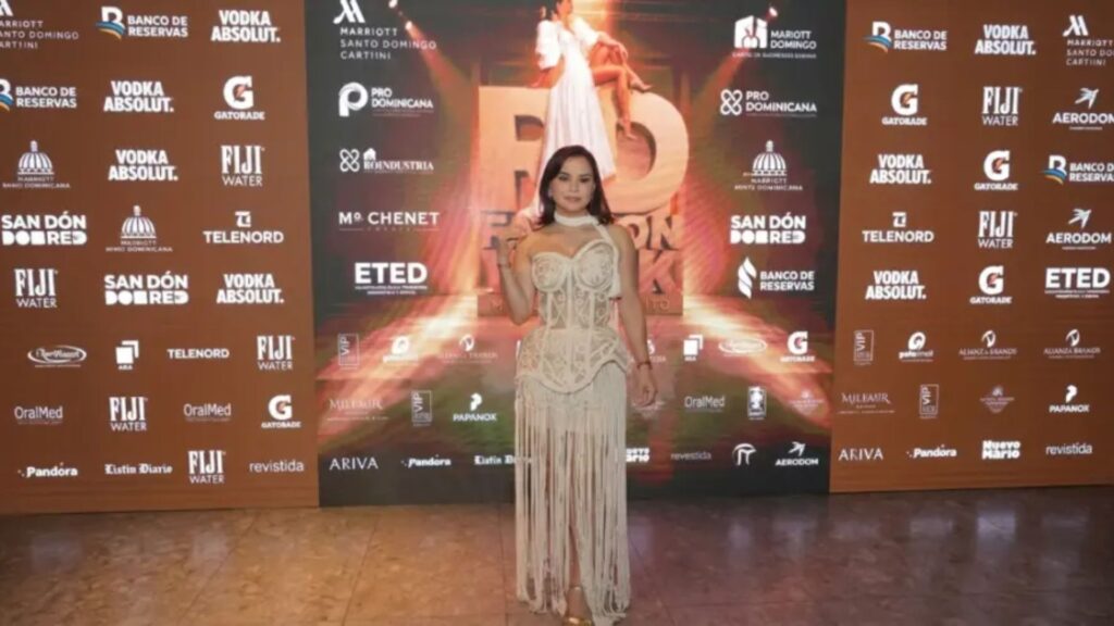 RD Fashion Week 2026 will celebrate the 40-year career of designer Leonel Lirio | De Último Minuto English