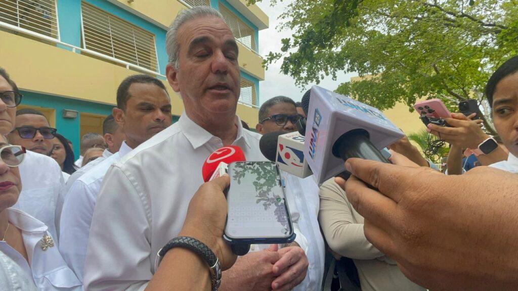 Abinader will speak with Bukele this Monday and reinforces the southern border in the face of the Haitian crisis | De Último Minuto English