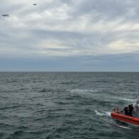 Coast Guard finds debris from missing medical aircraft off U.S. coast | De Último Minuto English