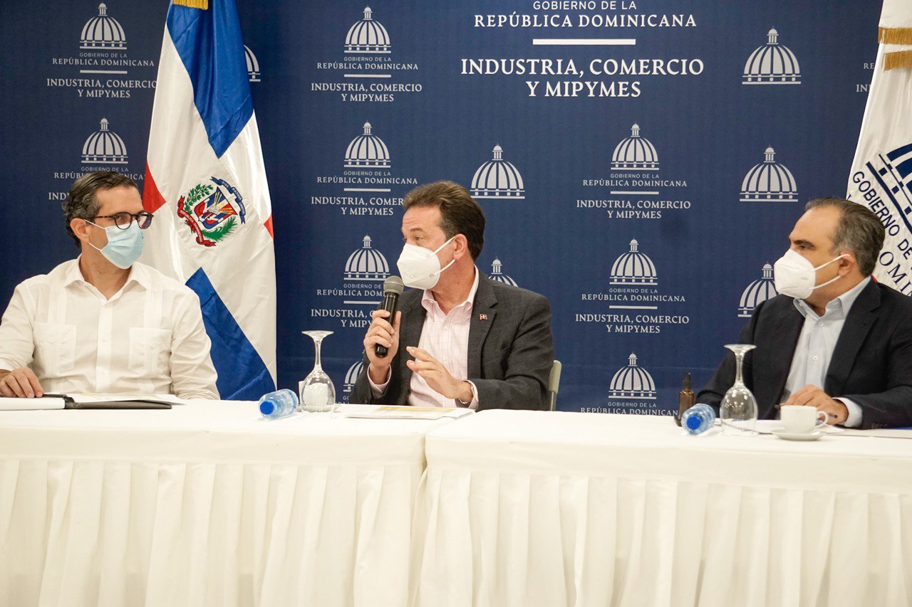 Ito Bisono, ministro de Industria y Comercio