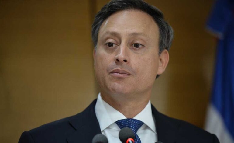 ¡Dormirá en su casa! Exprocurador Jean Alain Rodríguez sale de prisión