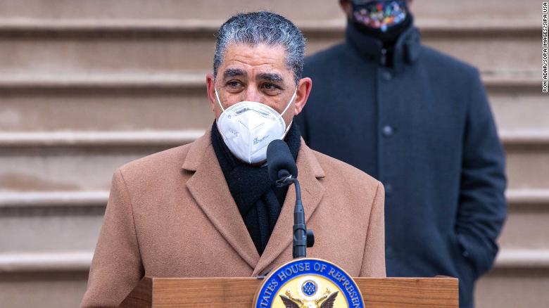 Adriano Espaillat