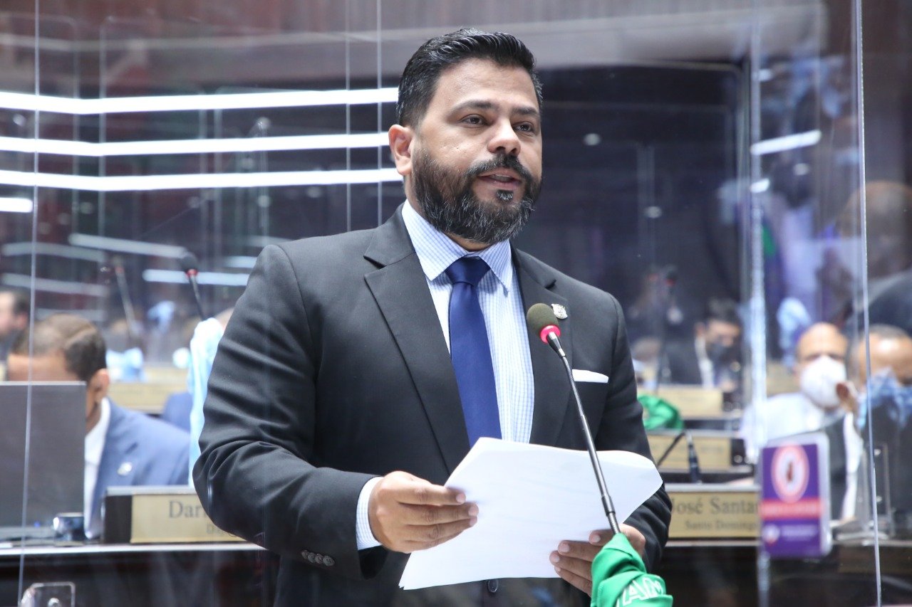 Diputado Leonardo Aguilera