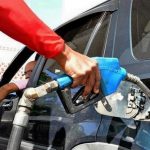 Suben precio de gasolina regular; congelan demás combustibles