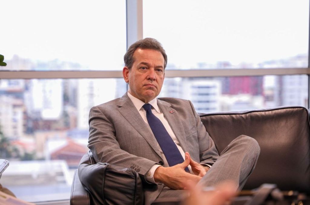 Ministro de Industria, Comercio y Mipymes, Ito Bisonó
