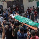 Israel bombardea Gaza tras disturbios en protestas en la valla de separación