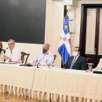 Presidente Abinader reúne con organismos de socorro ante paso de huracán tropical por RD