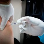 Uruguay inicia vacunación masiva de tercera dosis de refuerzo
