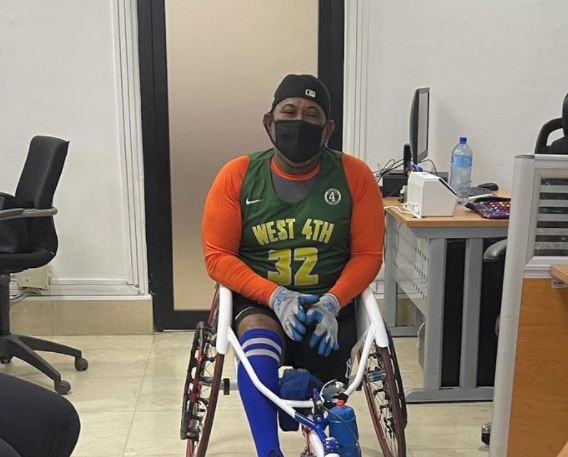 Atleta paralímpico busca lograr récords Guinness; intentará recorrer más de 200 kilómetros en sillas de ruedas
