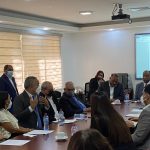 Diputados reciben a miembros de ADOPAE y tratan tema sobre lenguaje soez en la música y medios de comunicación