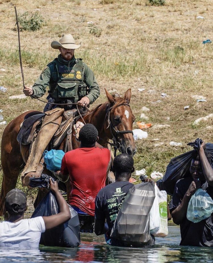 EEUU inicia expulsión masiva de migrantes haitianos en Texas