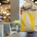 McDonald’s elimina colorantes y sabores artificiales de comida para niños