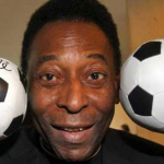 Pelé revela que fue sometido a una cirugía para remover un tumor en el colon