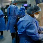 Vacuna contra la tuberculosis podría frenar infección por COVID-19