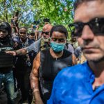 Juez realiza al menos 80 preguntas a viuda Moise durante interrogatorio