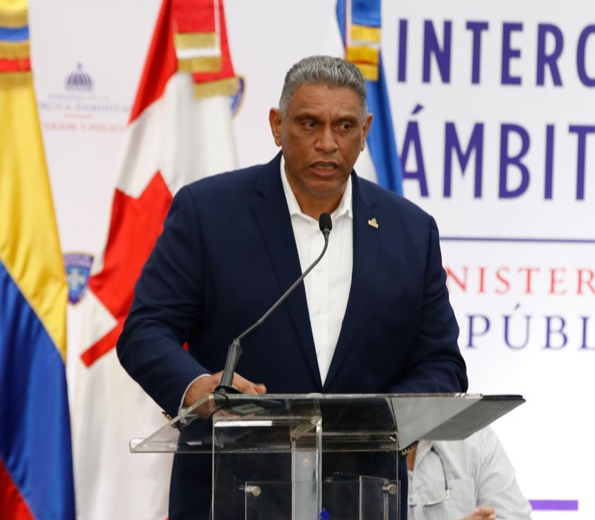 Convocan sociedad a unir voluntades para reforma de la Policía Nacional