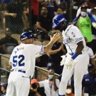 Licey le gana al Escogido primer juego de la serie regular LIDOM