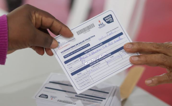 Policía Nacional aclara no tendrá retenes para pedir tarjeta de vacunación