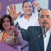 Aspirantes presidenciales continúan recorriendo el país