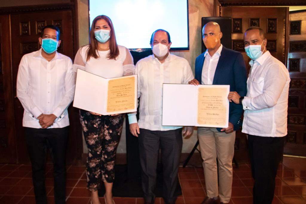 ADN reconoce a los deportistas Prisilla Rivera y Félix Sánchez por su trayectoria