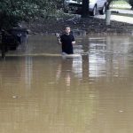 Inundaciones repentinas dejan cuatro muertos en Alabama, EEUU