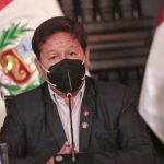 Primer ministro de Perú renuncia al cargo; oposición aplaude y espera conciliación