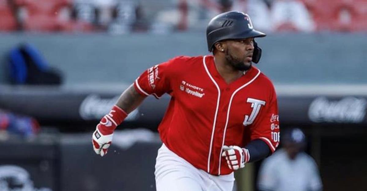 El dominicano Leandro Castro, el jugador más valioso en el béisbol mexicano