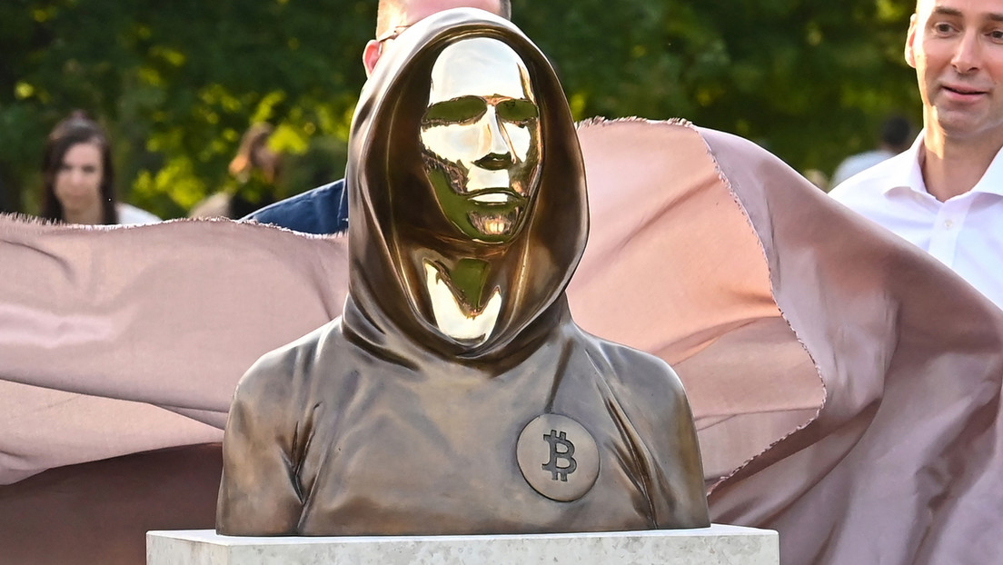 El creador del bitcóin se habría convertido en la 15.ª persona más rica del mundo