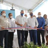Abinader inaugura y deja iniciadas obras por más de RD$240 millones en San Cristóbal