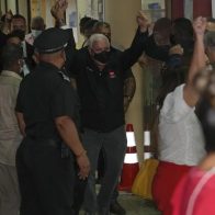 Absuelven por segunda vez a expresidente panameño por espionaje