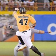 Águilas Cibaeñas dejan en el terreno a los Tigres del Licey en Santiago