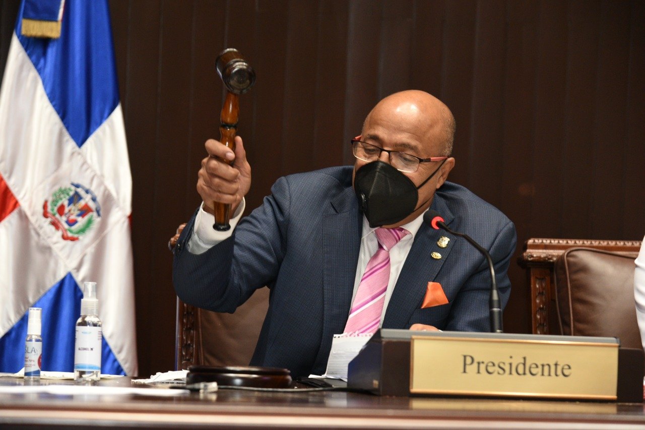 Diputados aprueban en primera lectura Ley de Extinción de Dominio