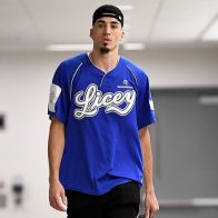 Chris Duarte luce camiseta de los Tigres del Licey