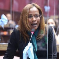 ¡Entre lágrimas! Diputada indignada por eliminación de párrafo en Código Penal