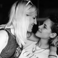 Kristen Stewart se compromete con su novia Dylan Meyer