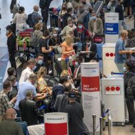 Canadá prohíbe la entrada de extranjeros que hayan viajado por sur de África