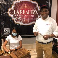 Presentan cigarro dominicano "La Realeza Premium Cigars"