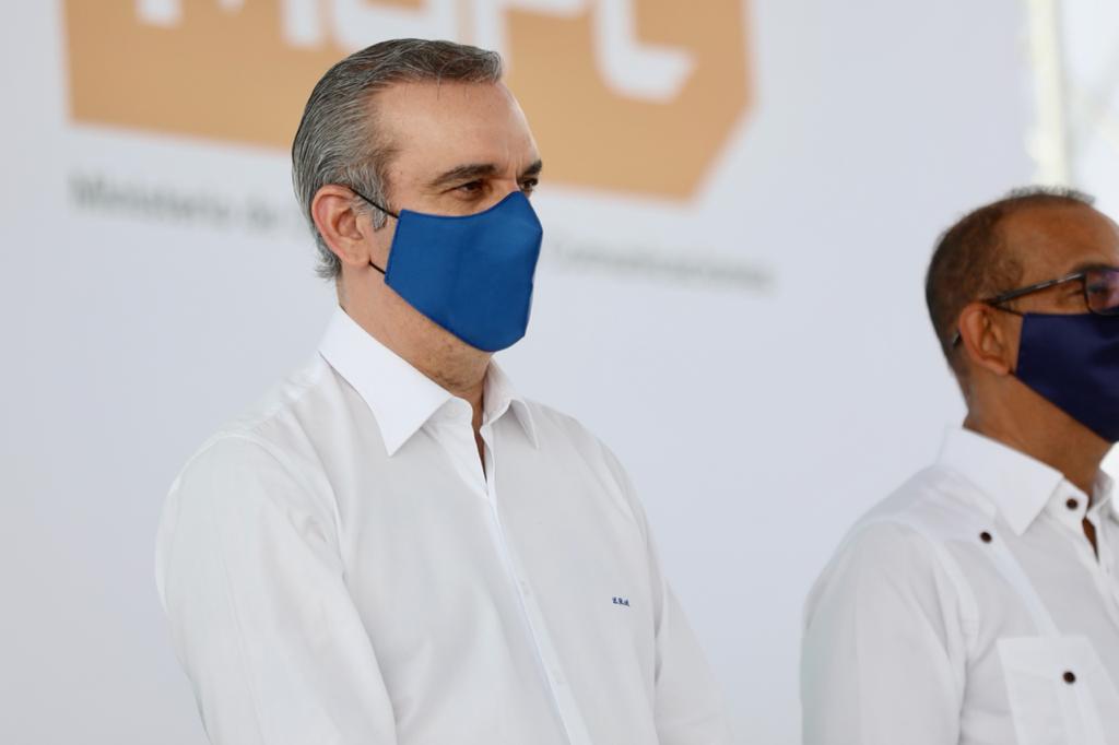 Presidente Abinader asegura la frontera "está tranquila"