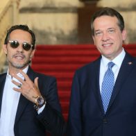 Marc Anthony visita Palacio Nacional; trata temas de inversión en la región